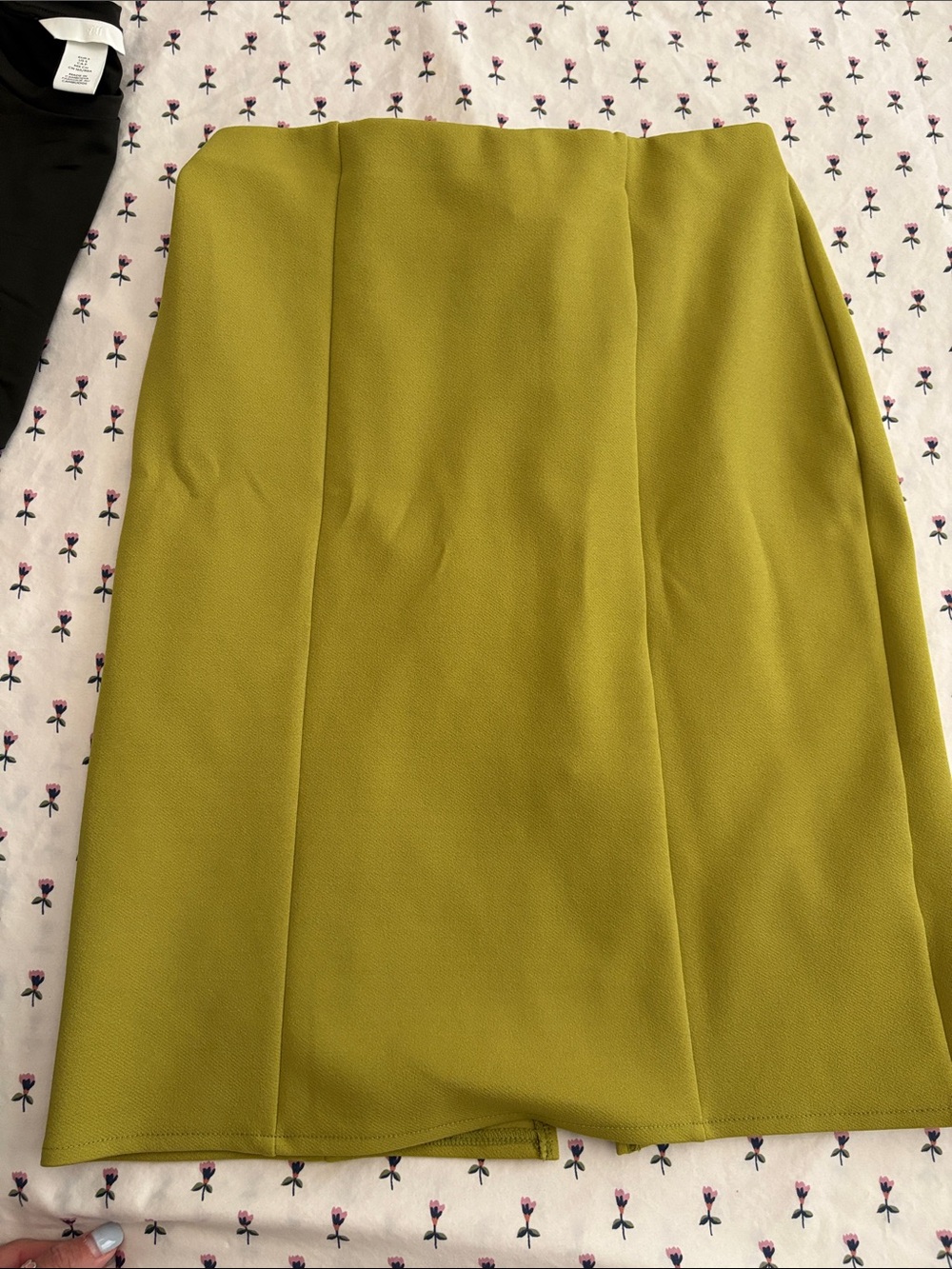 H&M Olive Green Pencil Skirt